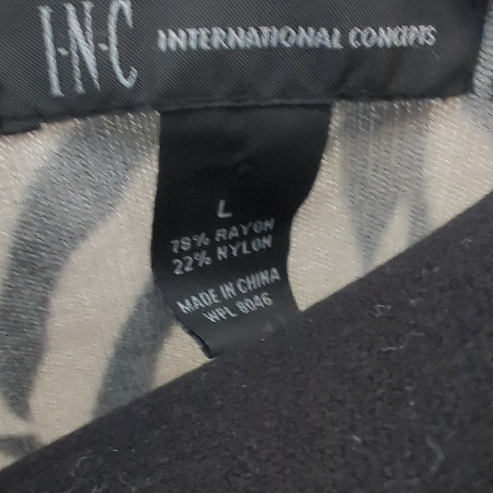 INC International Concepts Graphic Monochrome Puff Sleeve Short Sleeve Cardigan - Picture 2 of 7